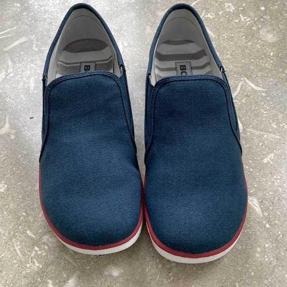 Boys Bogs Navy Canvas Slip On  Malibu Sneaker - New in box Size Youth 6 - Picture 7 of 10